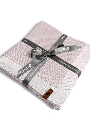 nordbaby strikket bambusteppe 100×80 cm – bambi, peony